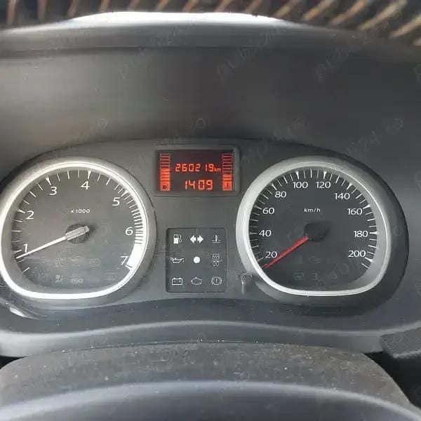 Utilizat 2010 Dacia Duster SUV | 5.700 EUR (Scump) - Imagine 1/4
