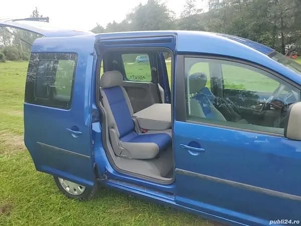 Second-hand VW Caddy Life 75 CP (55 kW) 2006 Albastru Monovolum