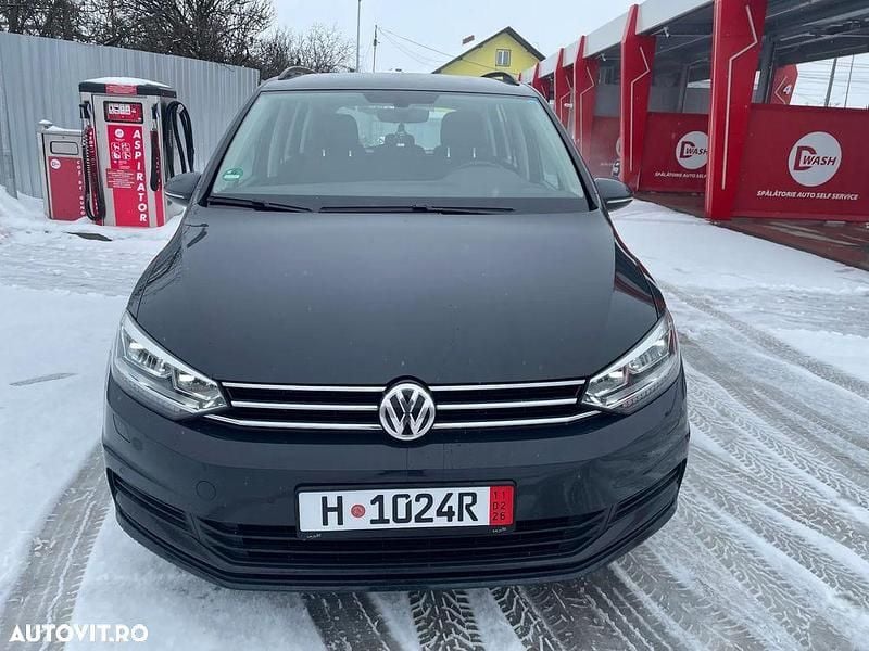 Culoaregri Second-hand 2016 VW Touran Comfortline Monovolum | 9.800 EUR (Preț bun) - Imagine 1/4