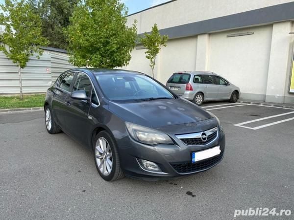 Utilizat 2010 Opel Astra Hatchback | 3.500 EUR (Preț OK) - Imagine 1/4