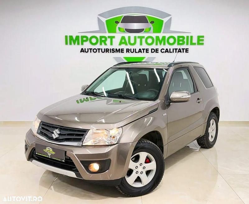 Culoaremaro Utilizat 2013 Suzuki Grand Vitara Comfort SUV | 7.999 EUR - Imagine 1/4