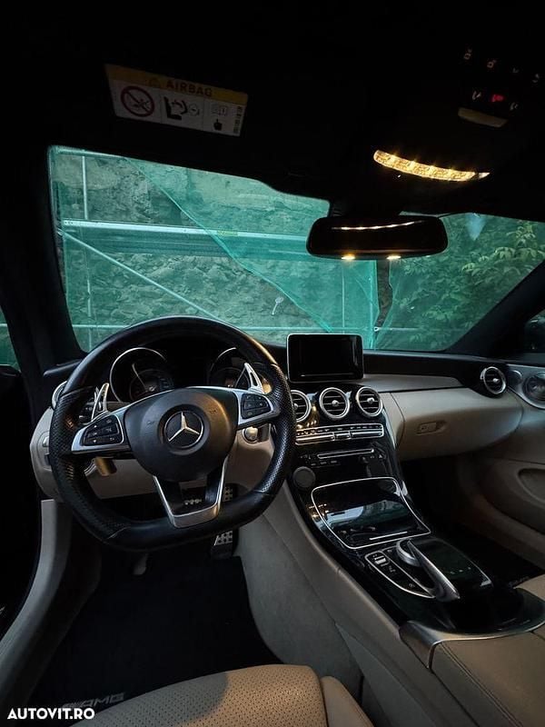 Second-hand Mercedes C220 AMG line 170 CP (125 kW) 2017 Culoarenegru Coupe
