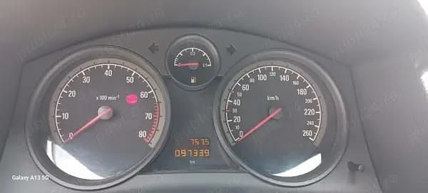 Second-hand Opel Astra 115 CP (84 kW) 2012 Gri Berlinǎ