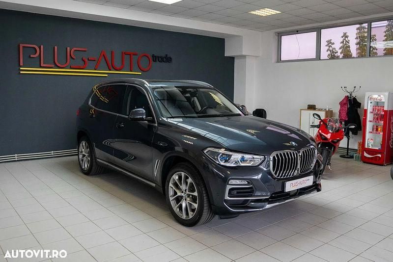 Culoaregri Utilizat 2021 BMW X5 Comfort Edition SUV | 54.910 EUR (Preț OK) - Imagine 1/4