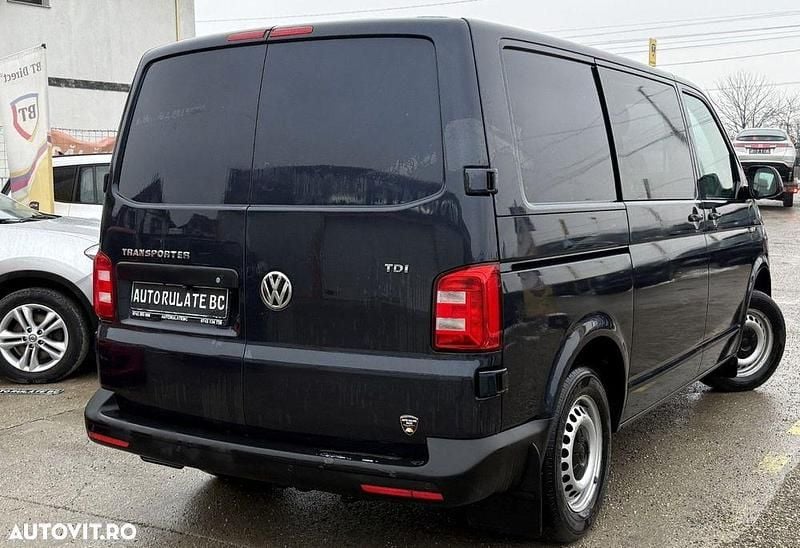 Second-hand VW Transporter 102 CP (75 kW) 2017 Culoarenegru Van