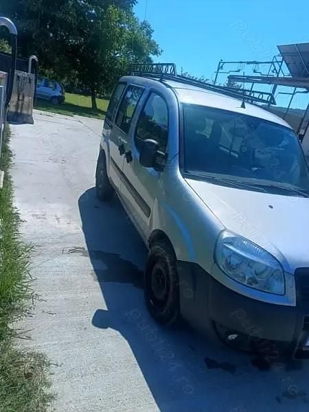 Utilizat 2006 Fiat Doblò Monovolum | 8.000 EUR - Imagine 1/4