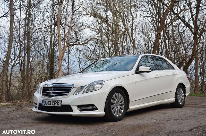 Second-hand Mercedes E300 Avantgarde 204 CP (150 kW) 2012 Culoarealb Berlinǎ