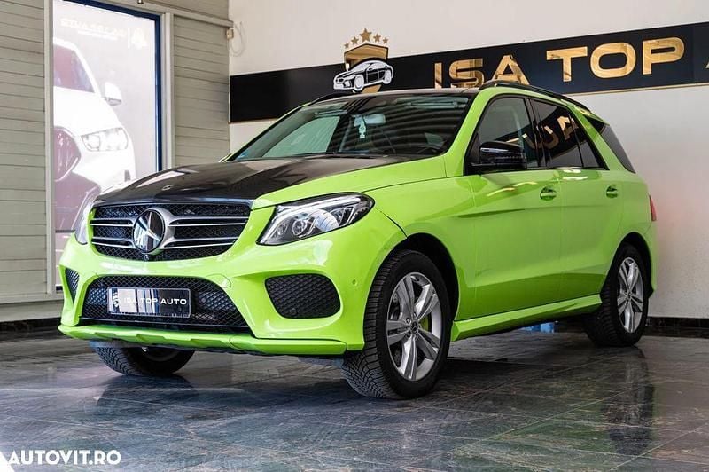 Culoareverde Utilizat 2018 Mercedes GLE400 SUV | 29.999 EUR - Imagine 1/4