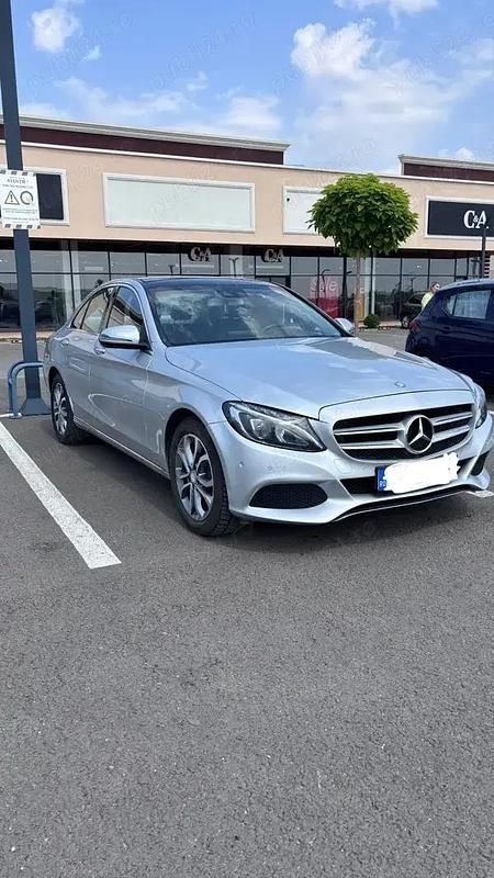 Utilizat 2016 Mercedes C300 Berlinǎ | 17.000 EUR - Imagine 1/4