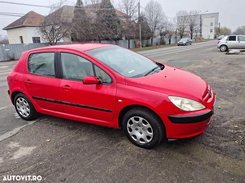 Culoarerosu Utilizat 2004 Peugeot 307 | 1.300 EUR - Imagine 1/4
