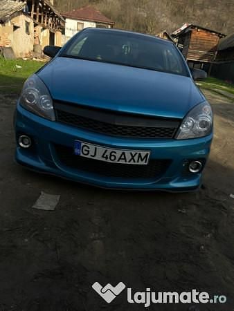 Second-hand Opel Astra GTC 2006 Coupe