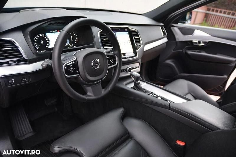 Second-hand Volvo XC90 Inscription 235 CP (172 kW) 2017 Albastru SUV