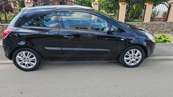 Second-hand Opel Corsa 75 CP (55 kW) 2007 Negru Coupe