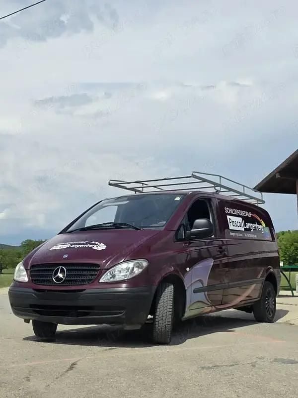 Utilizat 2006 Mercedes Vito Monovolum | 4.099 EUR (Super Preț) - Imagine 1/4