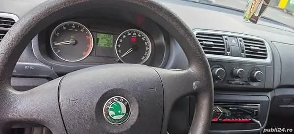 Utilizat 2009 Skoda Fabia Berlinǎ | 2.600 EUR (Preț OK) - Imagine 1/4