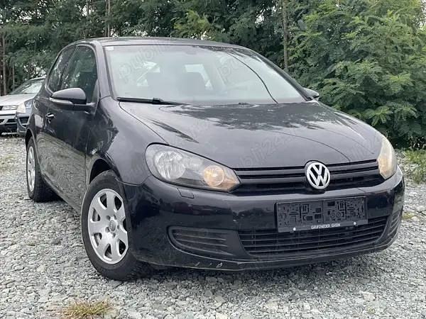 Utilizat 2009 VW Golf VI Berlinǎ | 3.890 EUR (Preț OK) - Imagine 1/4