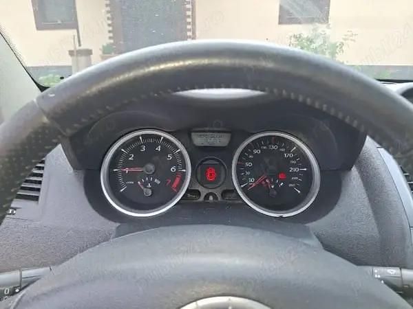 Second-hand Renault Mégane III 101 CP (74 kW) 2008 Cabrio