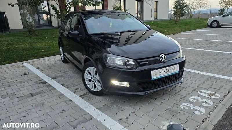 Culoarenegru Utilizat 2013 VW Polo Highline | 4.390 EUR (Preț OK) - Imagine 1/4