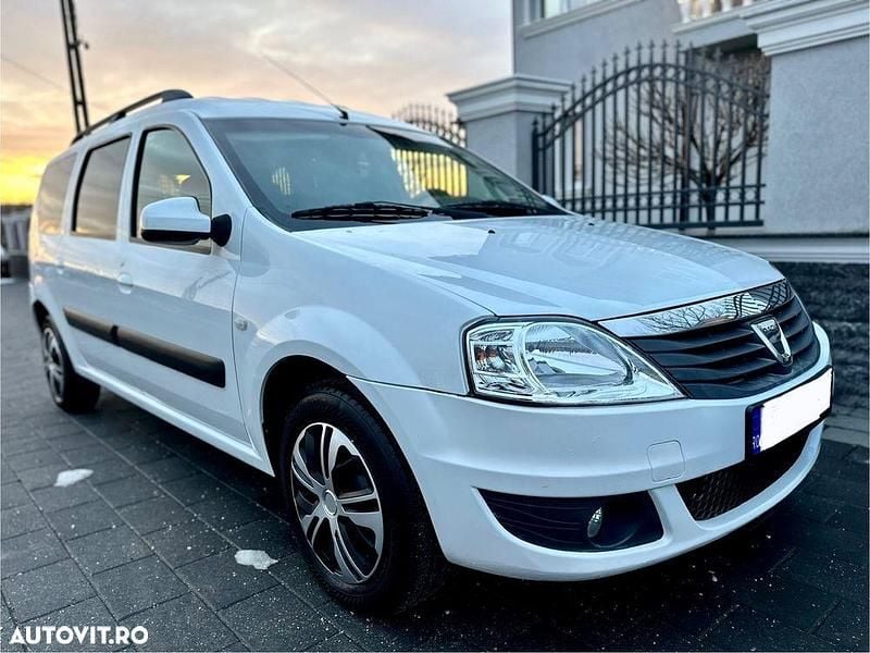 Culoarealb Second-hand 2012 Dacia Logan Lauréate Break | 3.950 EUR (Preț OK) - Imagine 1/4