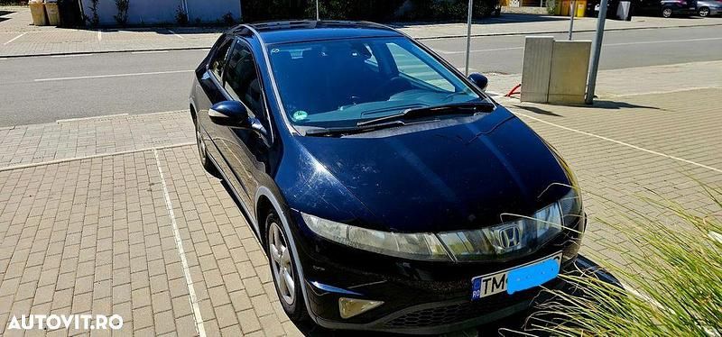 Negru Utilizat 2006 Honda Civic Comfort Berlinǎ | 3.690 EUR (Preț OK) - Imagine 1/4