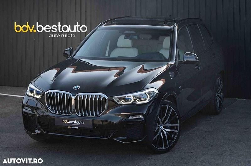 Culoarenegru Utilizat 2020 BMW X5 M Sport SUV | 53.490 EUR (Preț OK) - Imagine 1/4