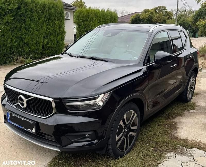 Culoarenegru Utilizat 2019 Volvo XC40 Momentum SUV | 22.500 EUR (Super Preț) - Imagine 1/4