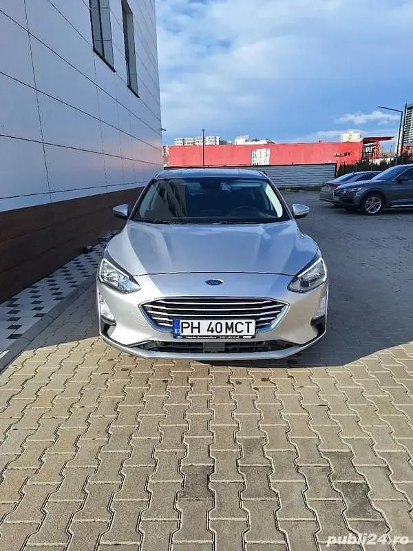 Gri Second-hand 2020 Ford Focus Hatchback | 10.500 EUR (Preț OK) - Imagine 1/4