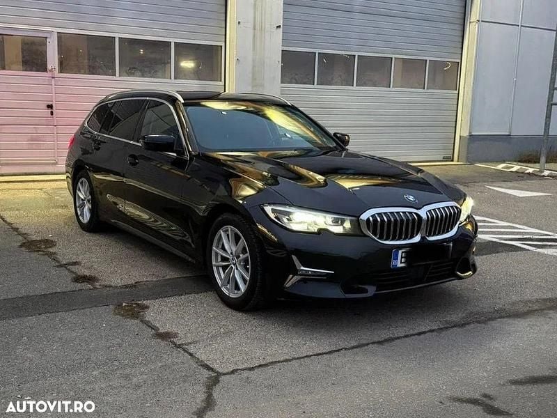 Second-hand BMW 320 Luxury Line 190 CP (139 kW) 2021 Culoarenegru Break