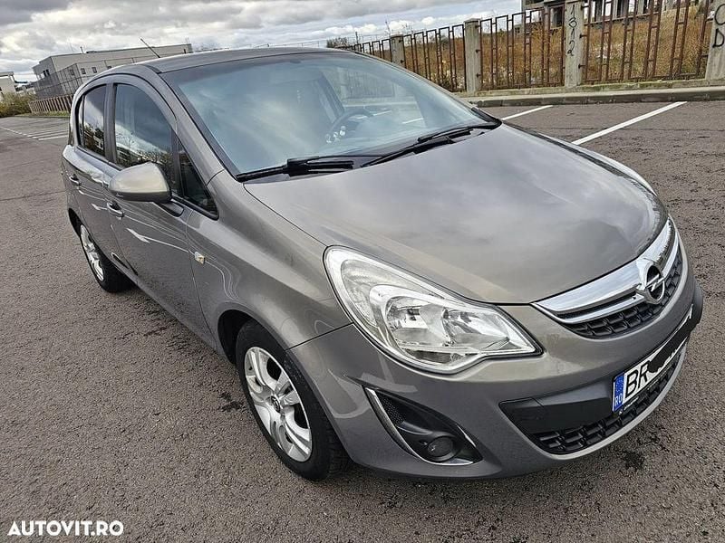 Culoaregri Second-hand 2012 Opel Corsa Edition Hatchback | 2.390 EUR (Preț bun) - Imagine 1/4