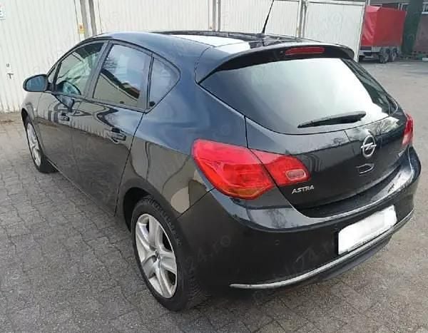 Second-hand Opel Astra Energy 130 CP (95 kW) 2014 Gri Hatchback