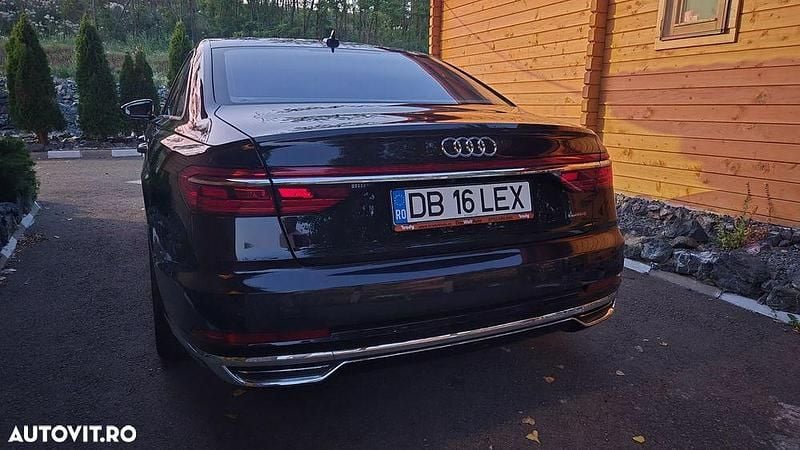 Second-hand Audi A8 285 CP (209 kW) 2018 Culoarenegru Berlinǎ