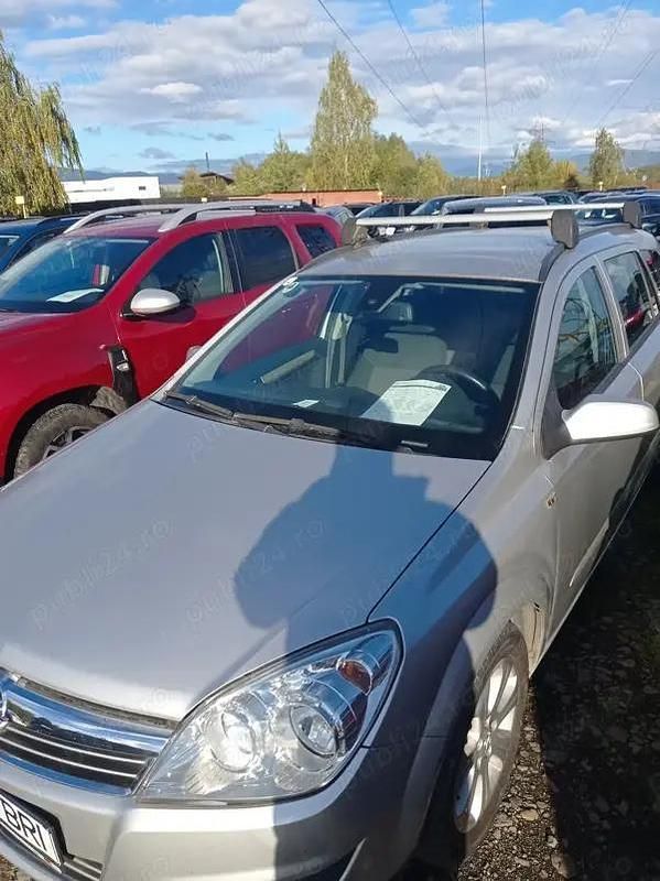 Utilizat 2008 Opel Astra Break | 1.990 EUR (Preț OK) - Imagine 1/4