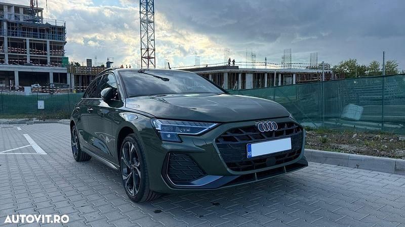 Second-hand Audi A3 S-Line 116 CP (85 kW) 2025 Verde Hatchback