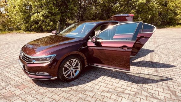 Visiniu Utilizat 2015 VW Passat Berlinǎ | 14.700 EUR (Puțin scump) - Imagine 1/4