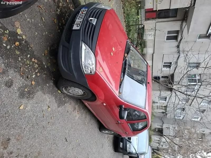 Utilizat 2010 Dacia Logan Berlinǎ | 1.700 EUR (Preț bun) - Imagine 1/4