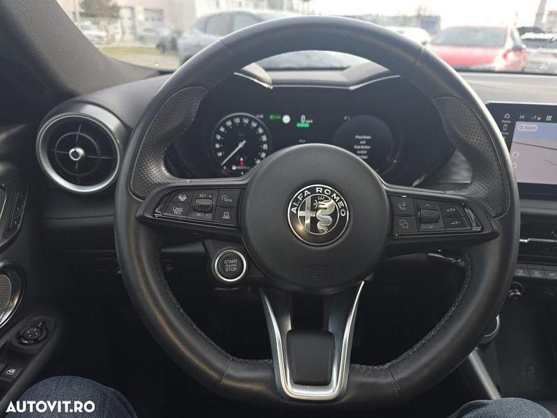 Second-hand Alfa Romeo Tonale 160 CP (117 kW) 2023 Culoaregri SUV