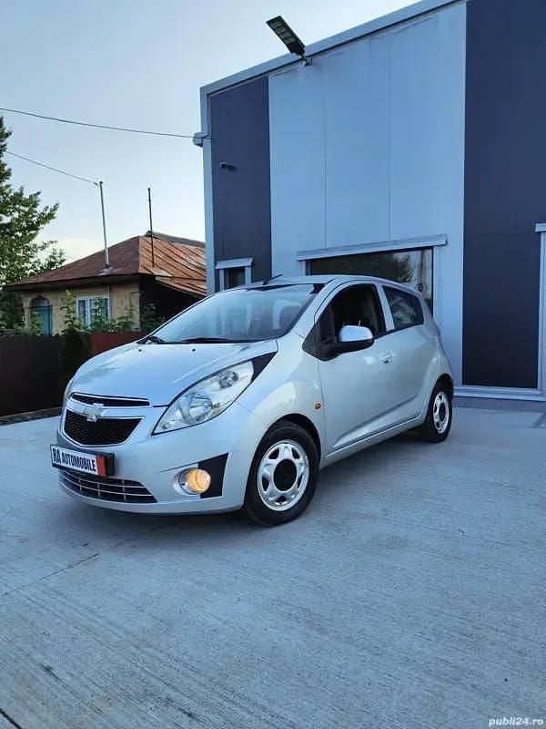 Utilizat 2011 Chevrolet Spark Hatchback | 2.890 EUR (Preț OK) - Imagine 1/4