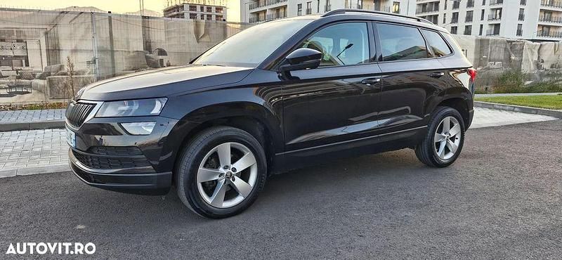 Negru Utilizat 2021 Skoda Karoq Ambition SUV | 17.600 EUR (Preț OK) - Imagine 1/4