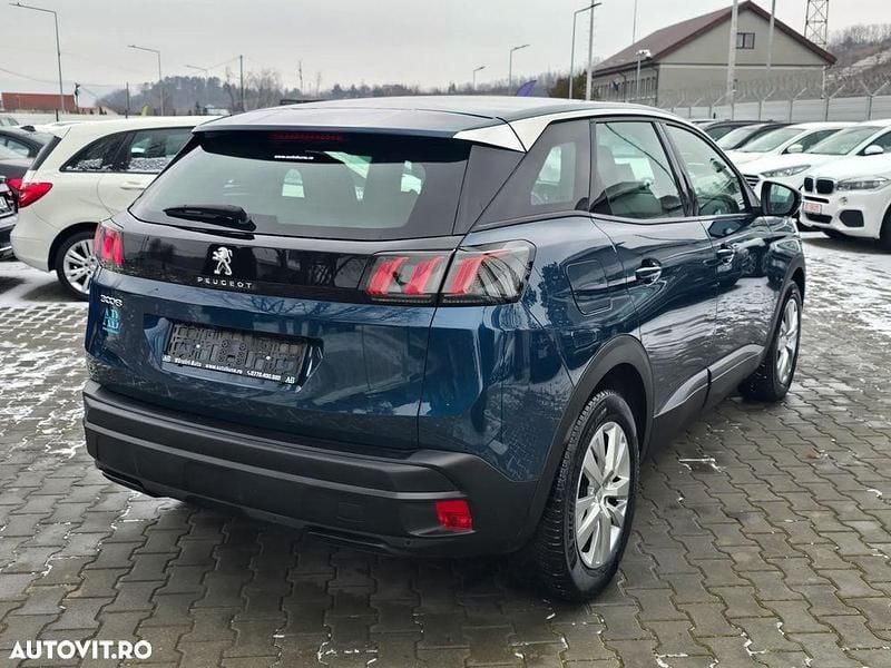 Second-hand Peugeot 3008 Active 131 CP (96 kW) 2022 Culoarealbastru SUV