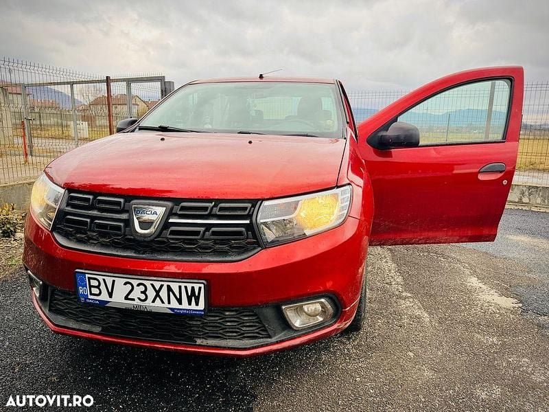 Second-hand Dacia Logan Acces 73 CP (53 kW) 2018 Culoarerosu Hatchback