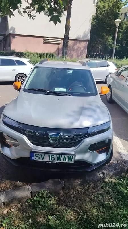 Second-hand Dacia Spring 33 kW (45 CP) 2023 Argintiu Hatchback