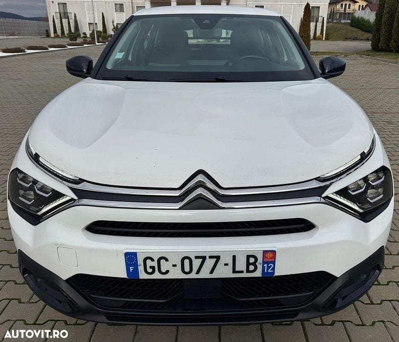 Culoarealb Utilizat 2022 Citroën C4 PureTech Hatchback | 11.650 EUR (Puțin scump) - Imagine 1/4