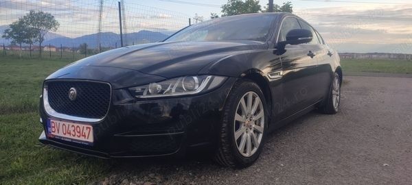 Negru Utilizat 2015 Jaguar XE Berlinǎ | 10.990 EUR (Puțin scump) - Imagine 1/4
