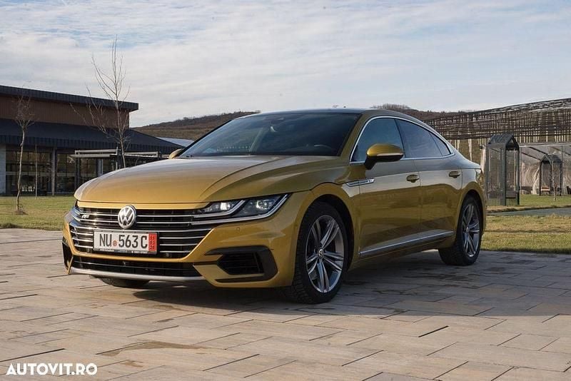 Second-hand VW Arteon R-line 240 CP (176 kW) 2017 Culoaregalbeuriu Hatchback