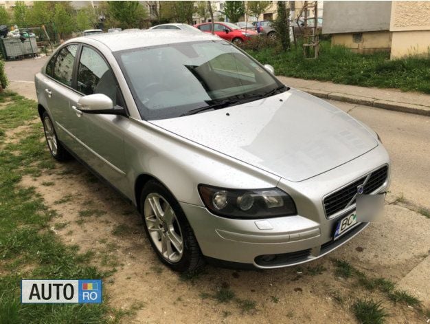 Gri Utilizat 2006 Volvo S40 Berlinǎ | 2.300 EUR - Imagine 1/3