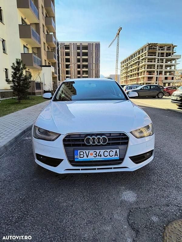 Second-hand Audi A4 136 CP (100 kW) 2013 Culoarealb Break