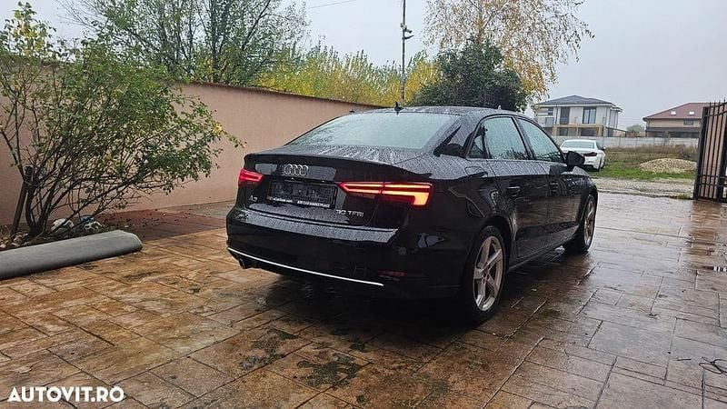 Second-hand Audi A3 Sport 116 CP (85 kW) 2020 Culoarenegru Berlinǎ