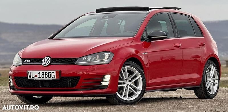 Culoarerosu Utilizat 2015 VW Golf VII GTD Hatchback | 13.290 EUR (Puțin scump) - Imagine 1/4