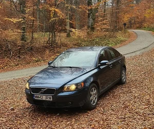 Albastru Utilizat 2007 Volvo S40 Berlinǎ | 2.750 EUR (Preț bun) - Imagine 1/4