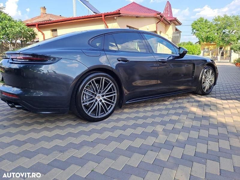 Gri Utilizat 2017 Porsche Panamera 4 Berlinǎ | 51.111 EUR - Imagine 1/4